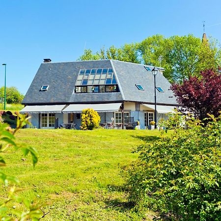 Logis Hotel Restaurant Auberge Du Bougnat Saint-Victor-la-Riviere 外观 照片