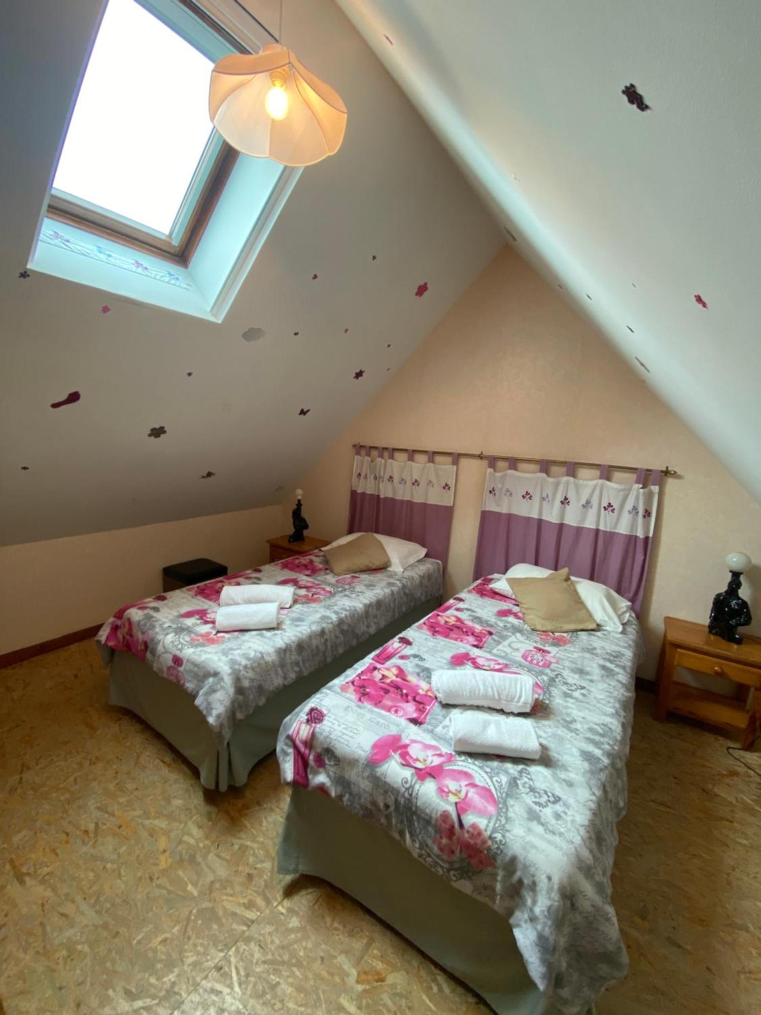 Logis Hotel Restaurant Auberge Du Bougnat Saint-Victor-la-Riviere 外观 照片